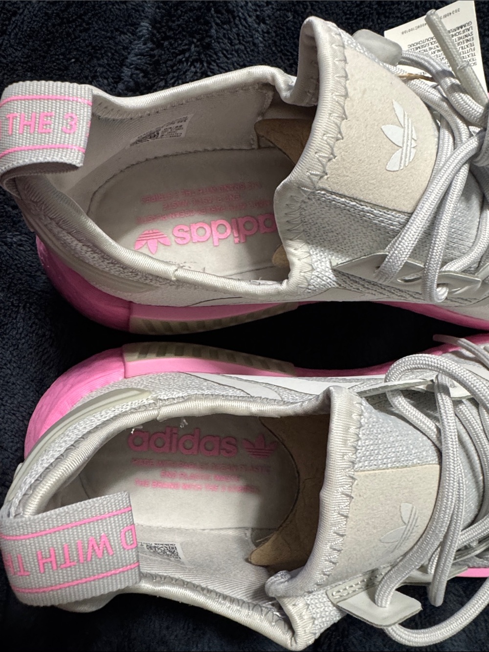 Women’s adidas light gray and pink NMD_R1, size 10, NWT - Picture 5 of 5